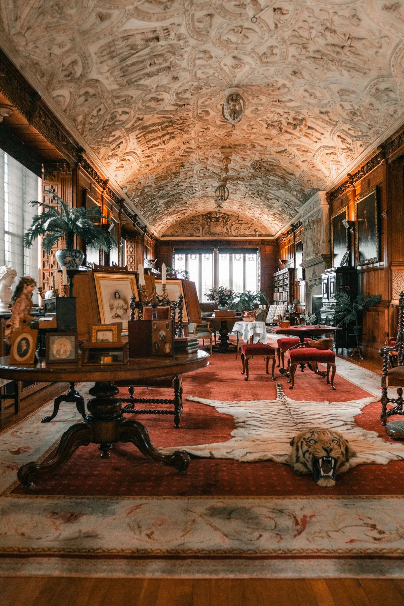 Lieu patrimonial meublé d’objets anciens et de pièces de caractère