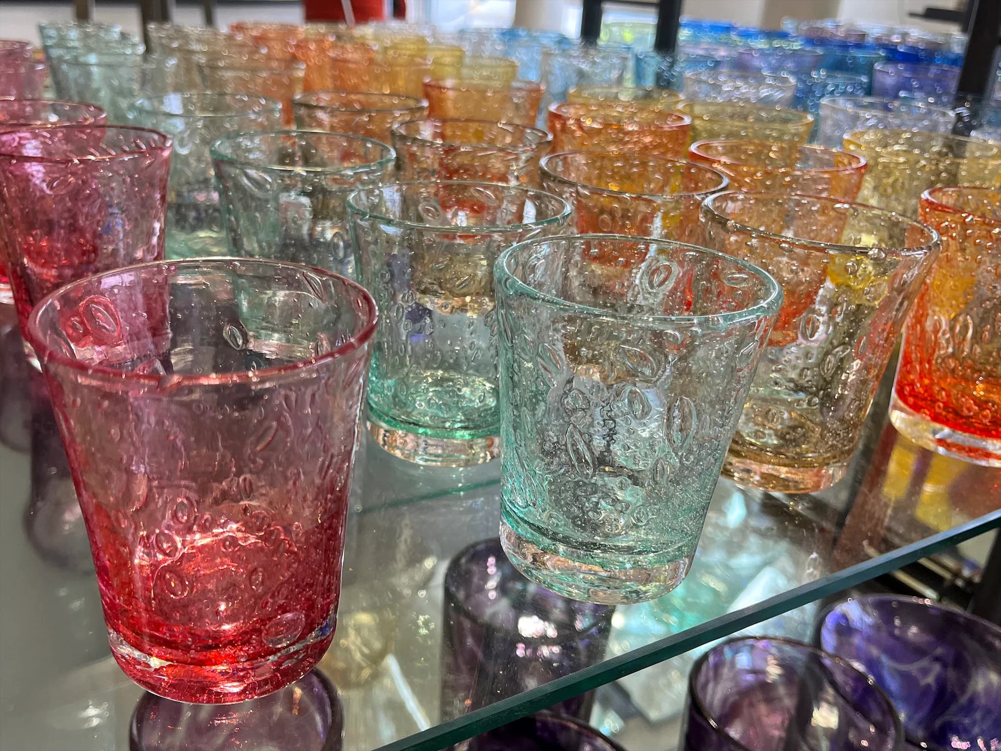 Lot de 4 Gobelets en verre soufflé, pièce artisanale image 3