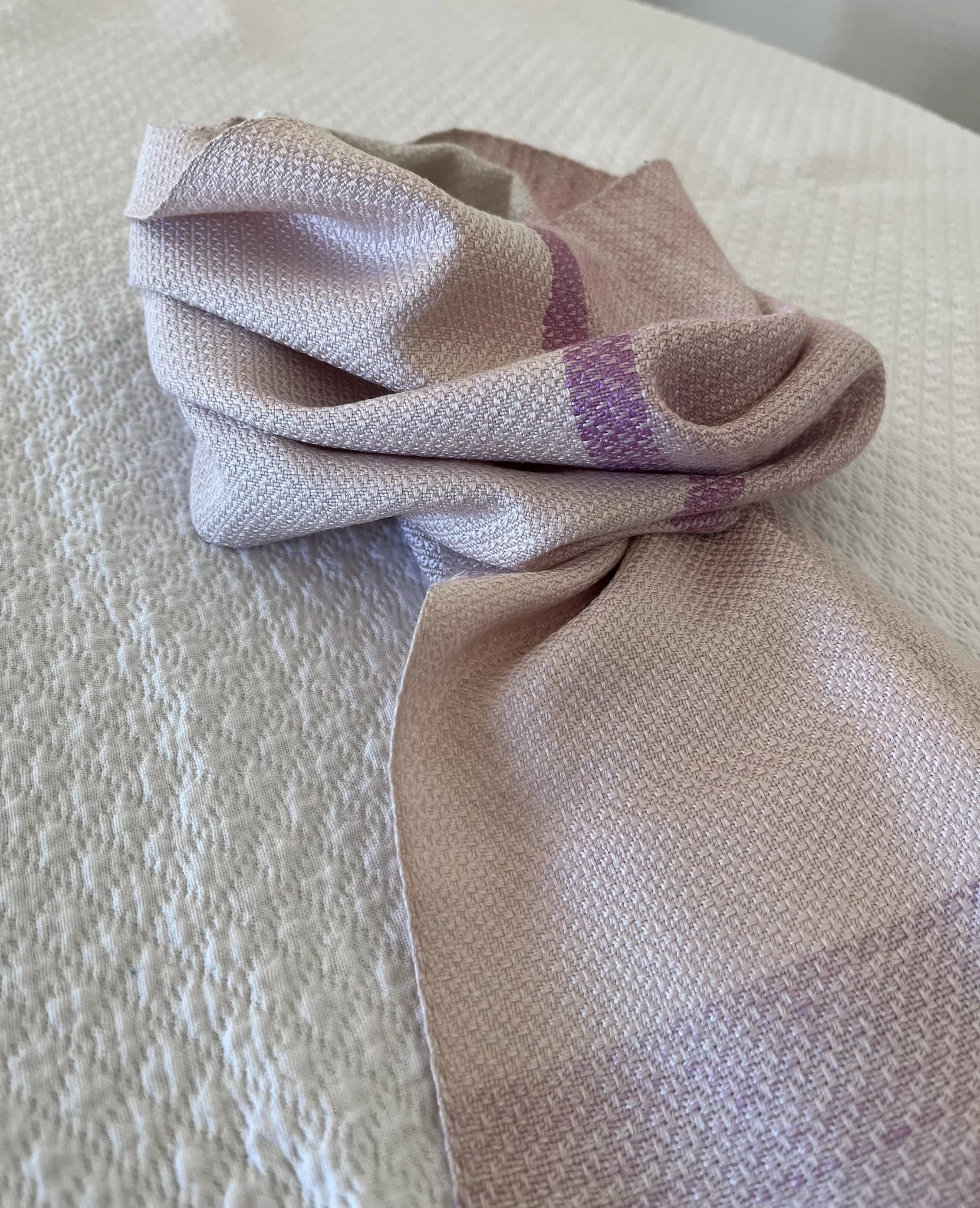 Étole tissée main - 100% soie rose crème image 3